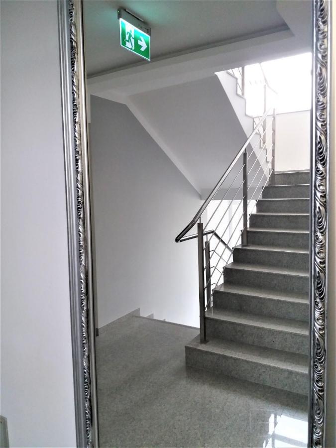 Apartamenty Czestochowa Eu "Parking Gratis" Ngoại thất bức ảnh